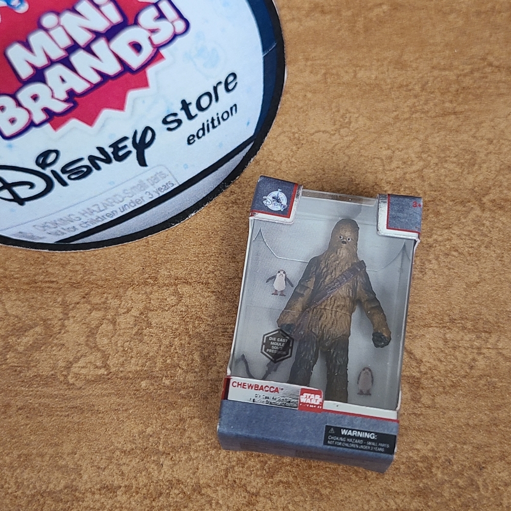 Zuru DISNEY Mini Brand Collectors Toy: Star Wars Chewbacca
